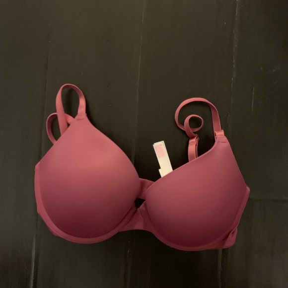 Wear Everywhere Push-Up Bra - Picture 2 of 4